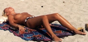 Cliquez sur cette photo gratuite de nudisme sexe 1 pour accder  la zone membre de nudisme.
